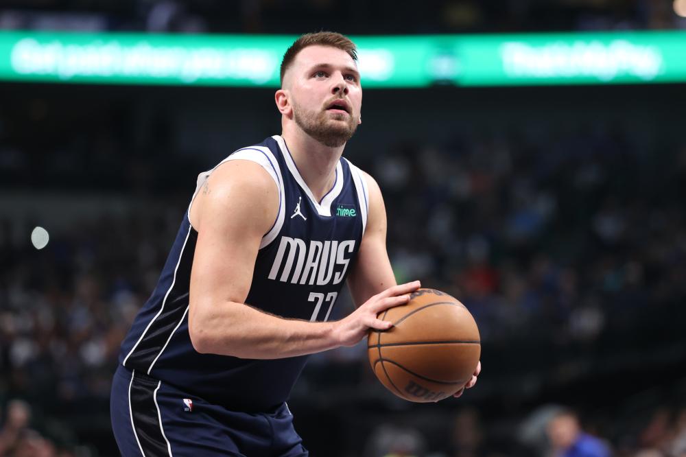 赖某一球员 赖某一球员