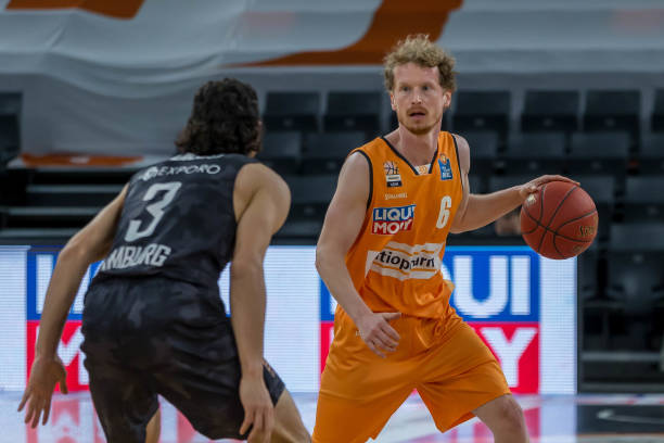 立即反击 立即反击